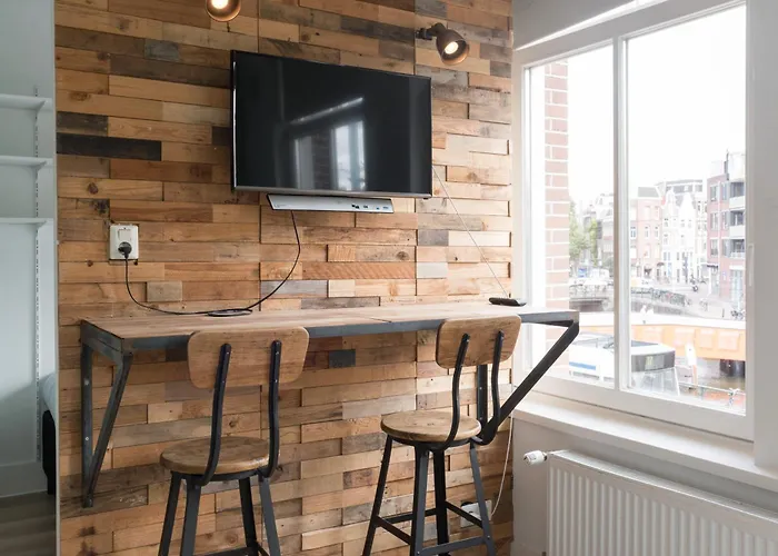 Happy Day's Homestay Amsterdam